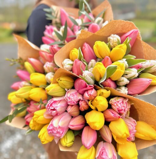 Tulip Bouquets & Bulk Orders